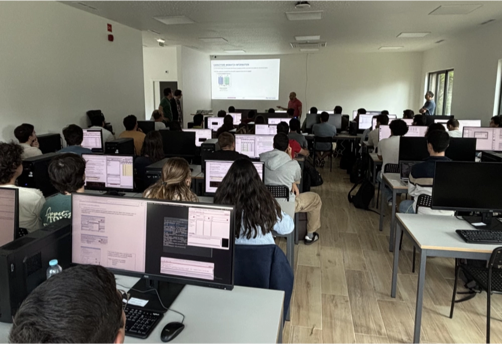 A escola Advanced Analogue and Mixed-Signal (AMS) IC Design atrai talento internacional