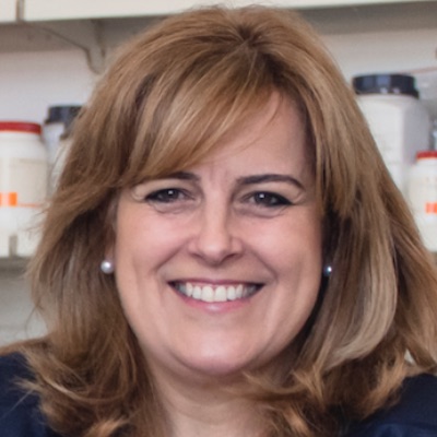 Cl&aacute;udia Cavadas